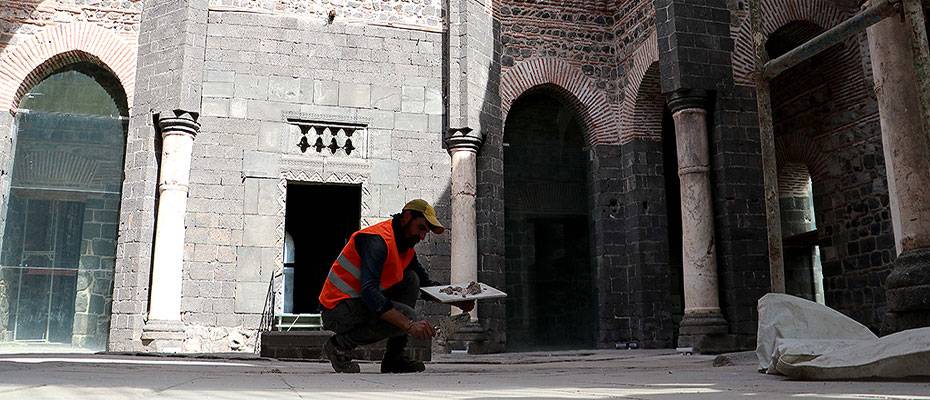 Diyarbakır’da 1800 yıllık Saint George Kilisesi onarılıyor