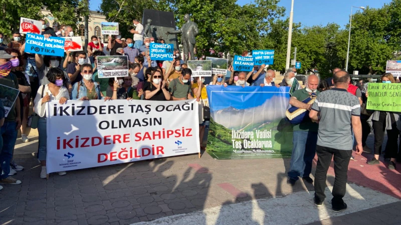 İkizdere’deki Taş Ocağı İstanbul’da Protesto Edildi