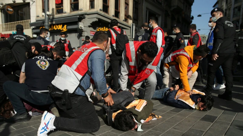 İstanbul’da 200’ün Üzerinde Gözaltı