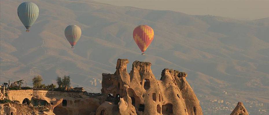 Kapadokya’da balon turları rüzgar nedeniyle iptal edildi