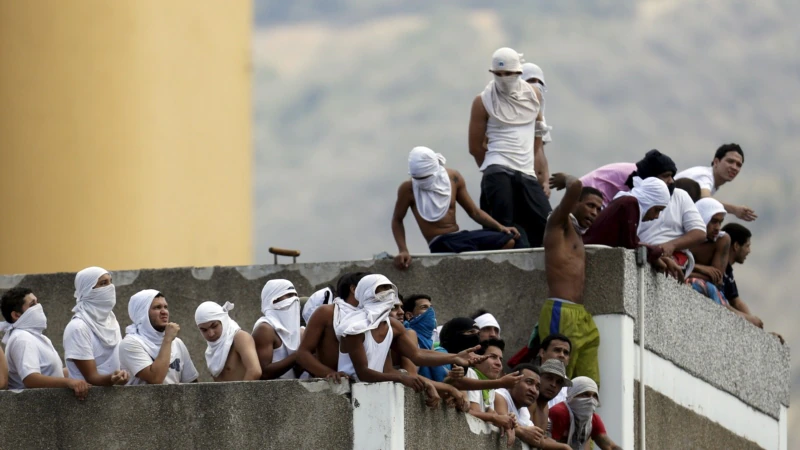 Venezuela'da Çocuk Hapishanesinde Toplu Firar