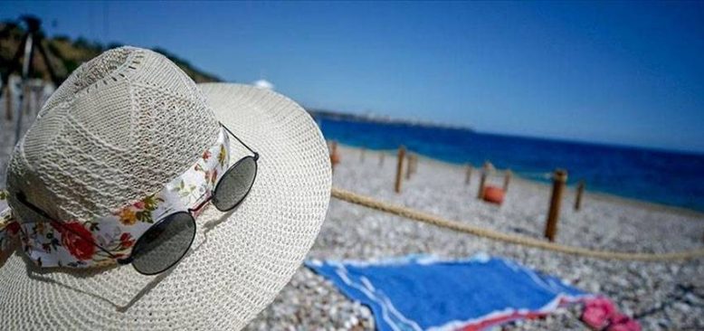 Antalya'ya 4 ayda 296 bin Rus turist geldi