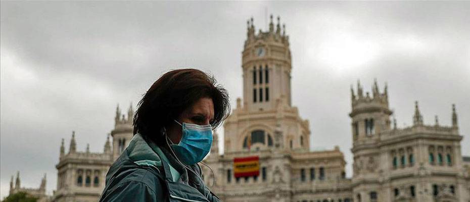 İspanya 26 Haziran’dan itibaren açık alanda maske kullanma zorunluluğunu kaldırıyor