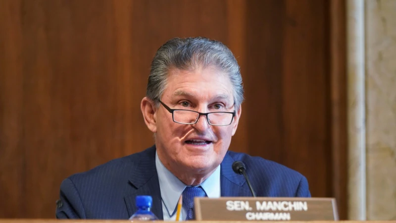 Manchin’den Demokratlar’ın Seçim Yasası Planına Darbe