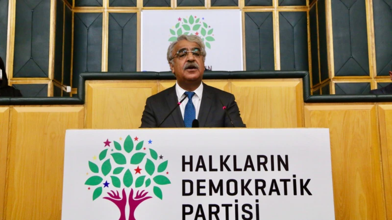 Sancar “HDP’yi Feshetmeyeceğiz”