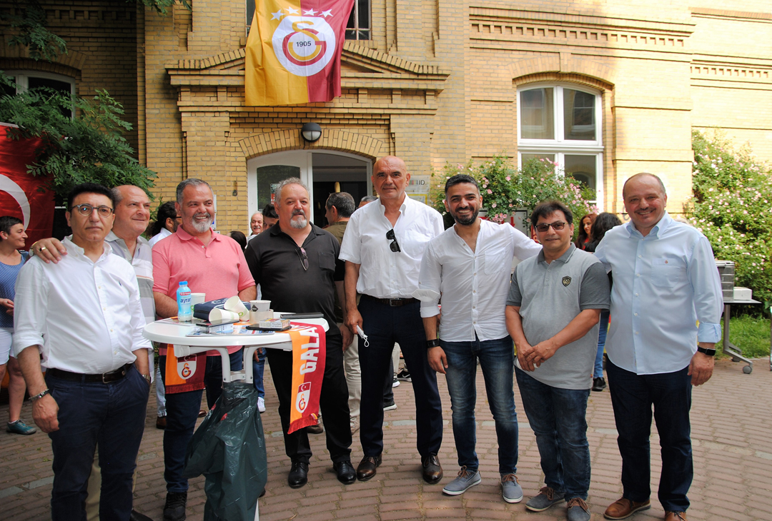 Hamburg Galatasaray`dan geleneksel pilav günü