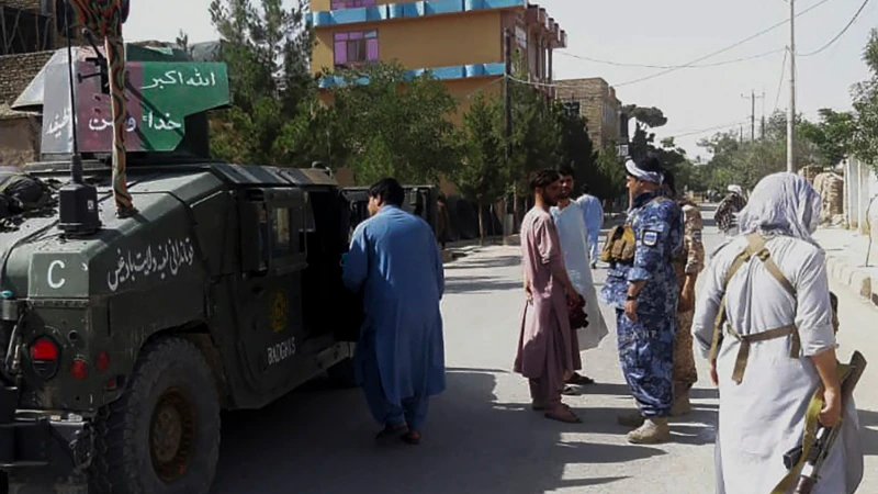 Afgan Güçleri Badgis'in Başkentini Taleban'dan Geri Aldı
