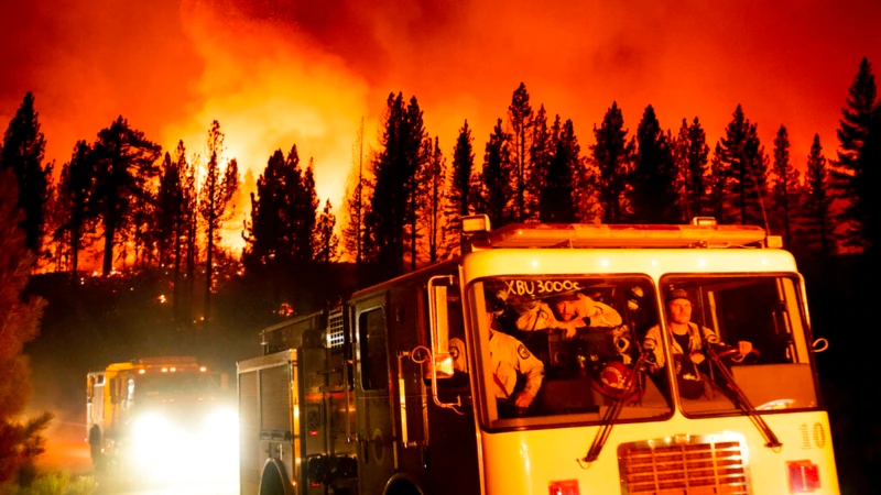 California Yangınlarında Elektrik Kesintisi Alarmı  
