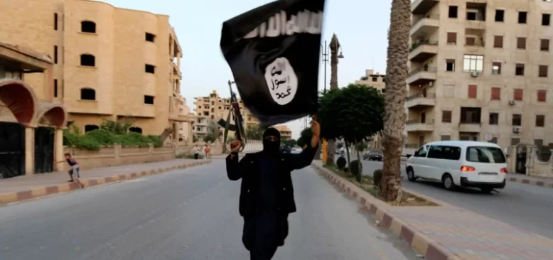 IŞİD Irak ve Suriye'de Varlığını Koruyor
