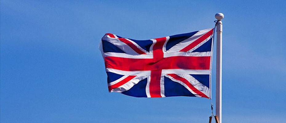 İngiltere, tam aşılı AB ve ABD vatandaşlarına karantinayı kaldırıyor
