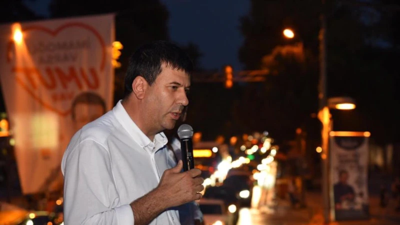 Kadıköy’de Gece Yarısı Sokak Partileri Tepki Çekiyor