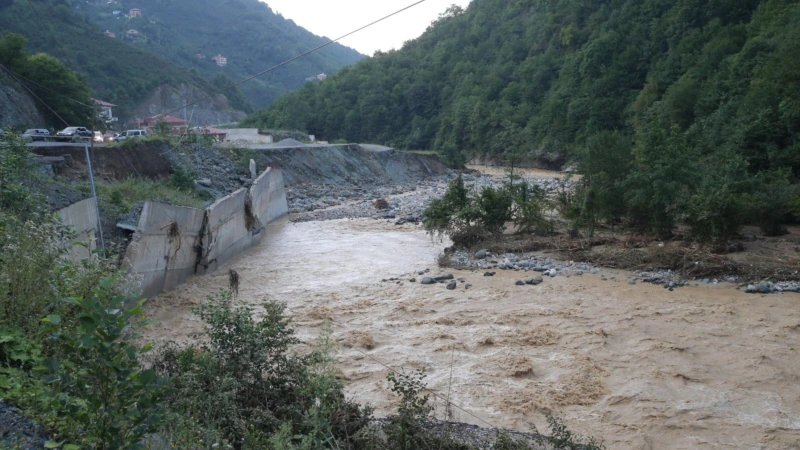 “Kanal İstanbul Yerine Karadeniz’in Önlem Reçetesi Uygulanmalı”