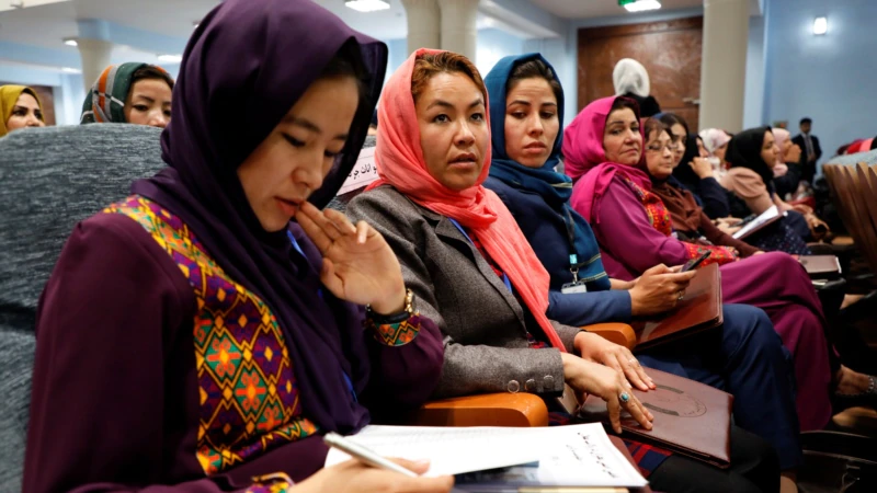 Afgan Kadınlar Taleban’ın İlerleyişinden Kaygılı