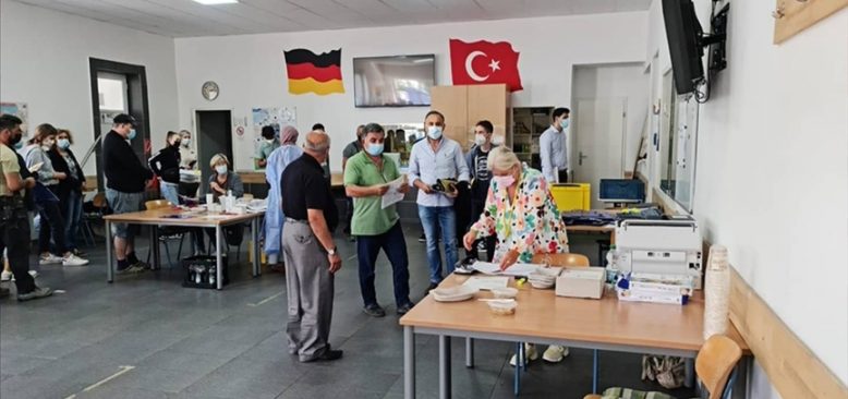Almanya'da camilerde aşı kampanyaları sürüyor