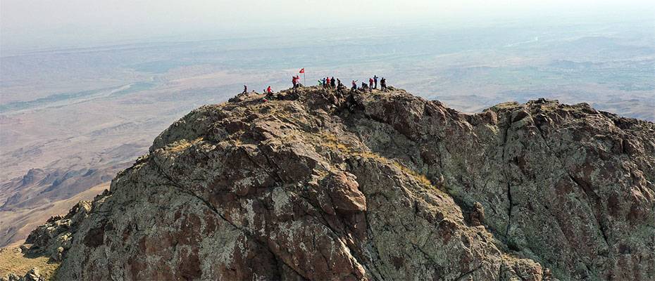 Doğu Anadolu’nun zirveleri dağcıların ilgisini çekiyor