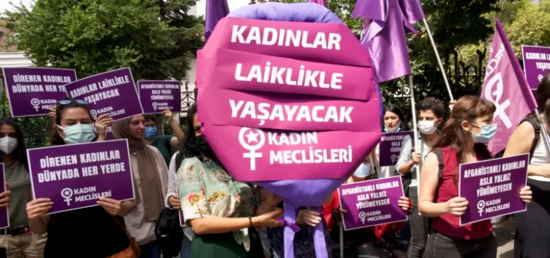 İstanbul'da Taleban Protestosu