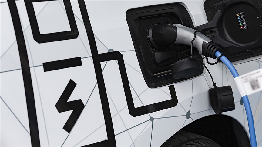 Almanya’da 2030'a kadar araçların yüzde 80’inin elektrikli olması bekleniyor