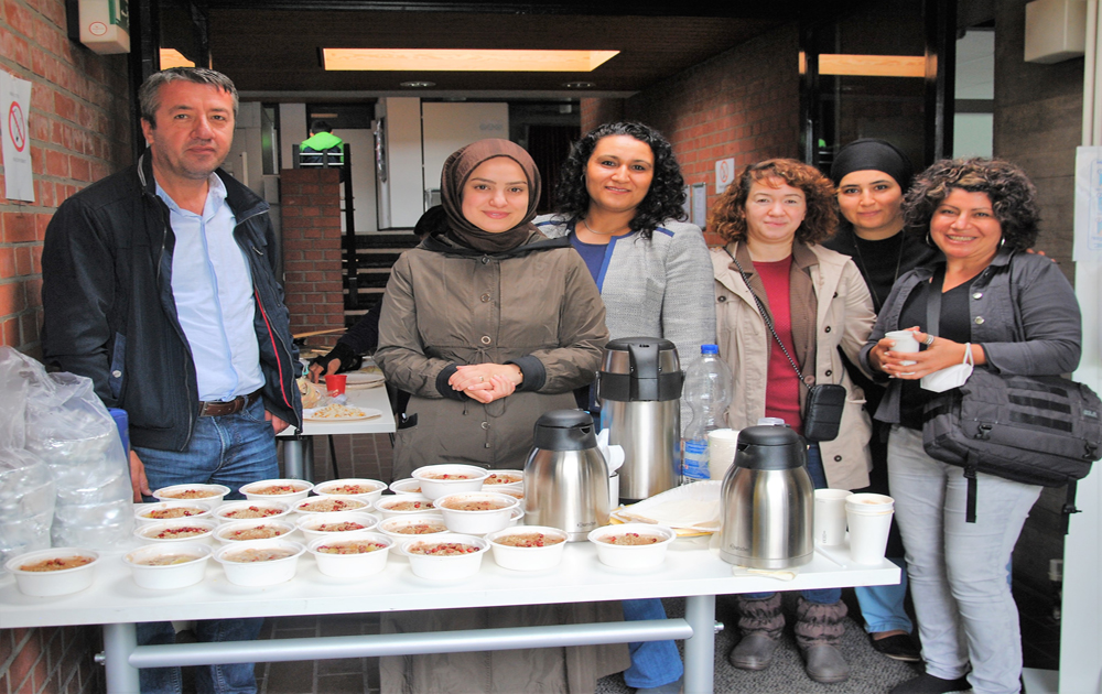 Hamburg Kültürlerarası Aileler Birliği’nden Aşure