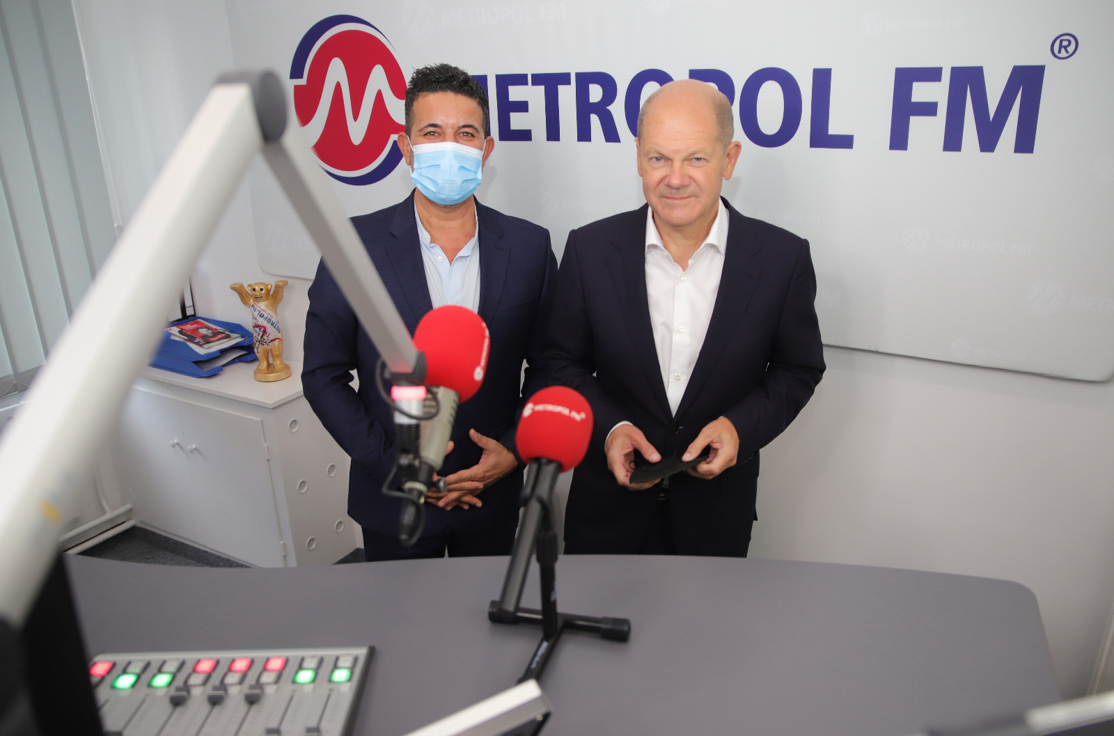 SPD‘nin Başbakan Adayı Olaf Scholz Metropol FM‘i Ziyaret Etti