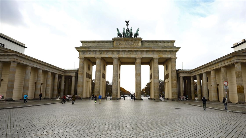 Merkel sonrası dönemin odağı ekonomideki dönüşüm