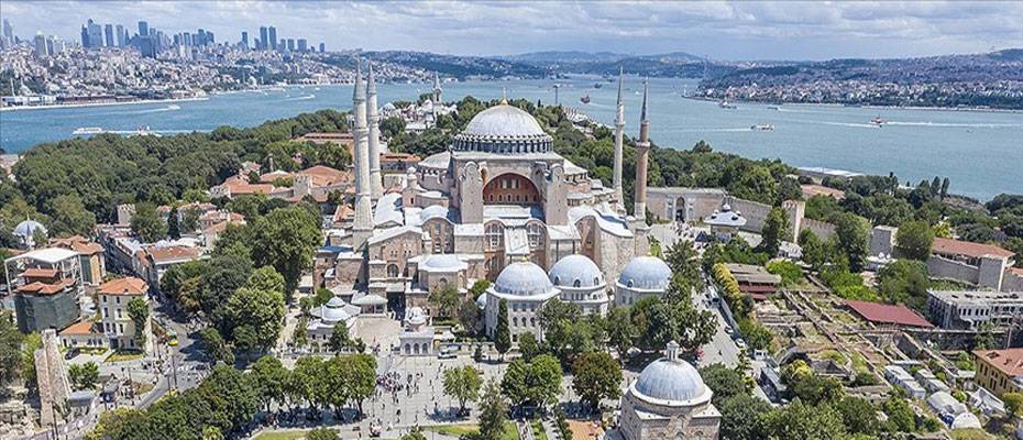 İstanbul’a 8 ayda 4 milyon 854 bin yabancı turist geldi
