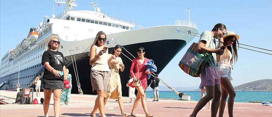 Lüks gemilerde tatilde Türk turizmci de iddialı