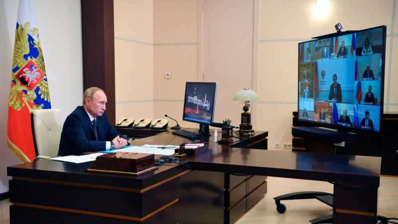 Putin Etrafındaki Corona Vakaları Nedeniyle Tecritte