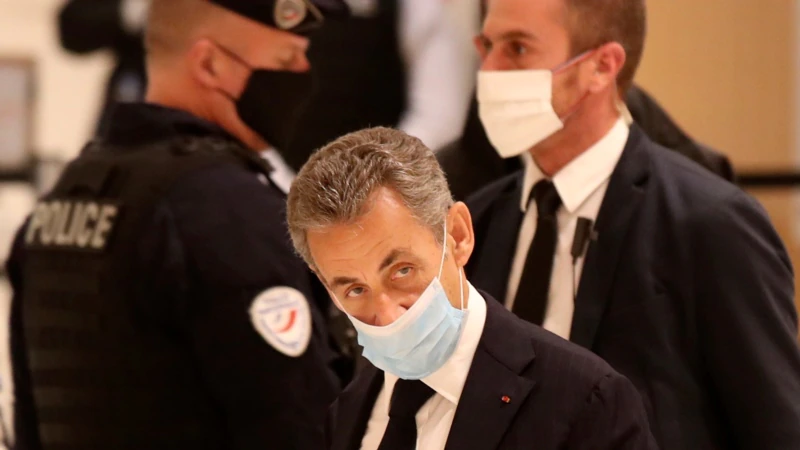 Sarkozy’ye Yolsuzluktan 1 Yıl Hapis Cezası