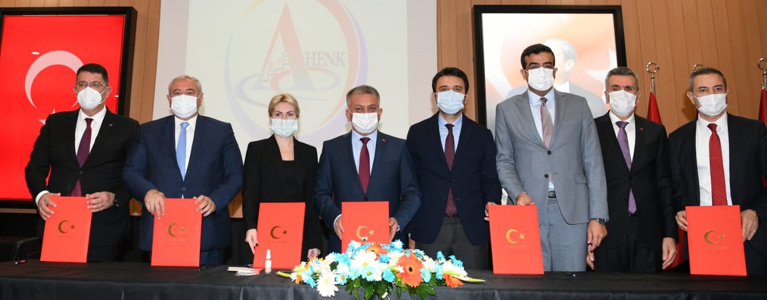 Antalya eğitiminde ‘Ahenk’ projesi