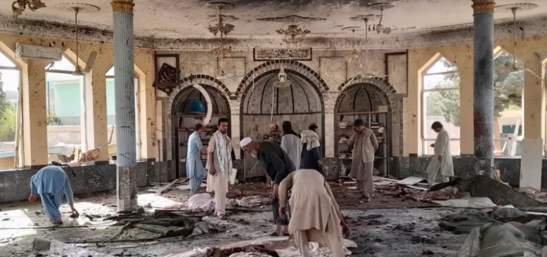 Afganistan’da Şii Camisine İntihar Saldırısı 
