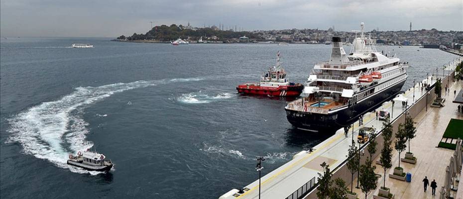 Galataport İstanbul ilk yolcu gemisini kruvaziyer terminalinde ağırlıyor