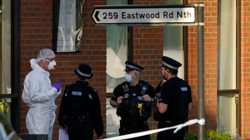 İngiliz Milletvekili Bıçaklı Saldırıda Hayatını Kaybetti 