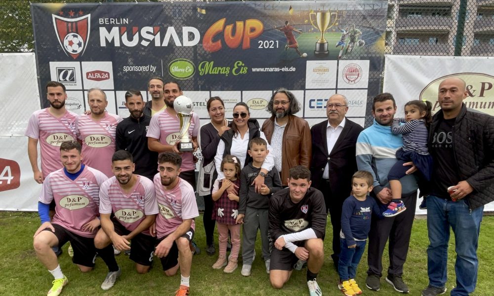 MÜSİAD Berlin futbol turnuvası düzenledi