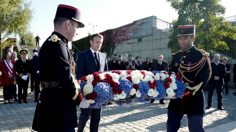 Macron'un "Cezayir Açılımına" Eleştiri Yağdı