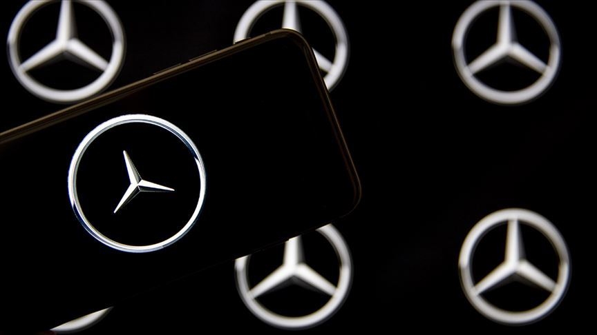 Mercedes-Benz'in araç teslimatları yüzde 30,2 düştü