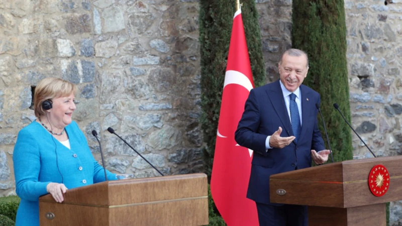 Merkel’den Erdoğan’a Samimi Veda