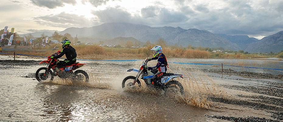 Sea To Sky Enduro Yarışları Antalya’da başladı