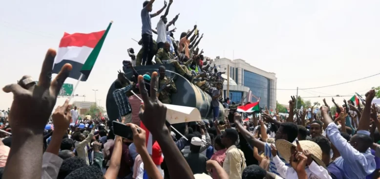 Sudan'da Askeri Darbe Girişimi