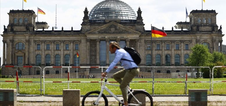 Almanya'nın 2021 büyüme tahmini düştü