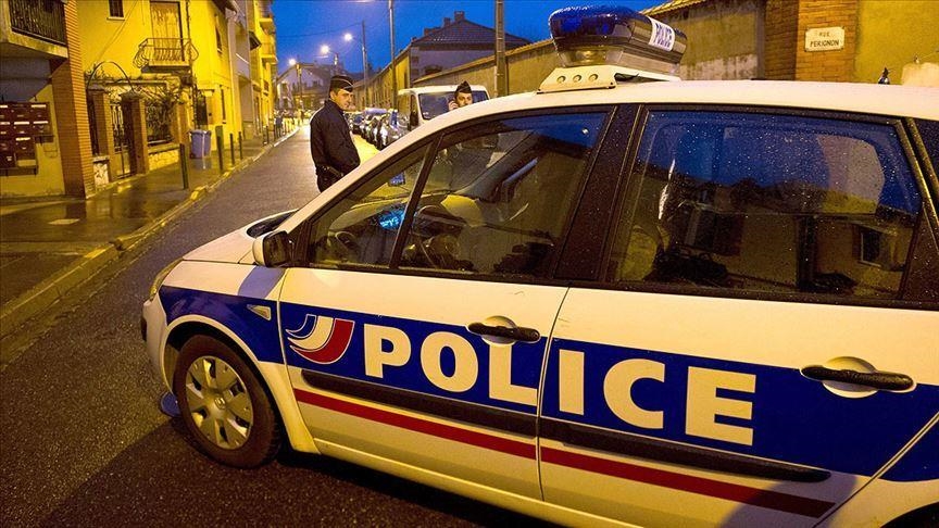 Fransa’da 3 camiye saldırı