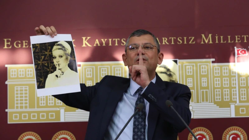 Muhalefet: “Erdoğan Türkiye’yi Fakirleştiriyor” 