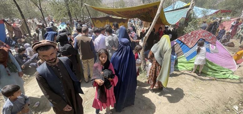 Taliban yönetimi, ABD'ye büyük göç uyarısında bulundu