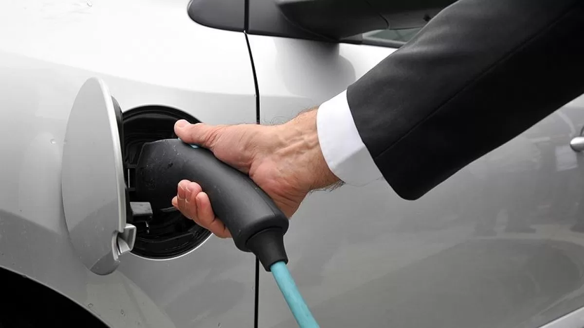 Elektrikli araç alanlara ikinci el şoku! Büyük sürprize hazır olun