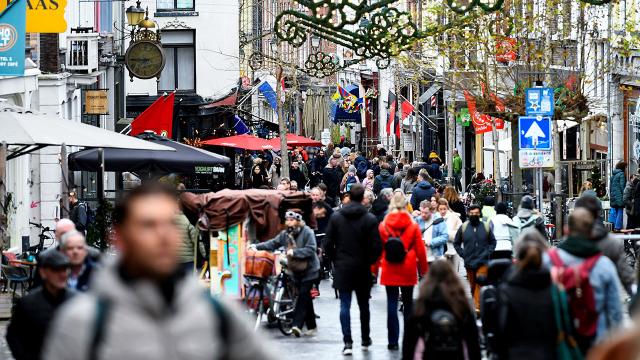 Hollanda’da Omicron alarmı