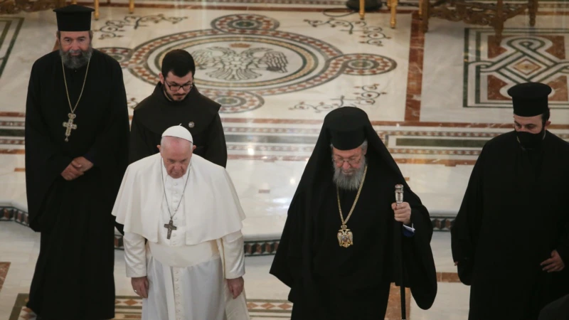 Kıbrıs Başpiskoposu Türkler'i Papa'ya Şikayet Etti