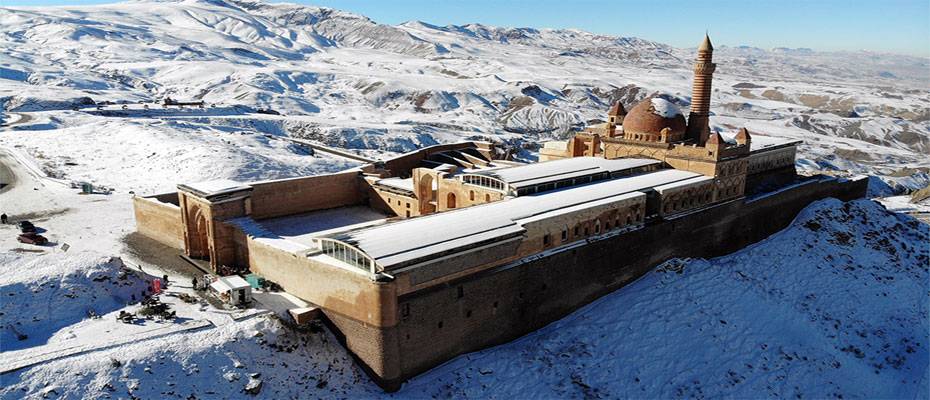 238 yıllık İshak Paşa Sarayı’nda ‘merkezi ısıtma sistemi’ izleri