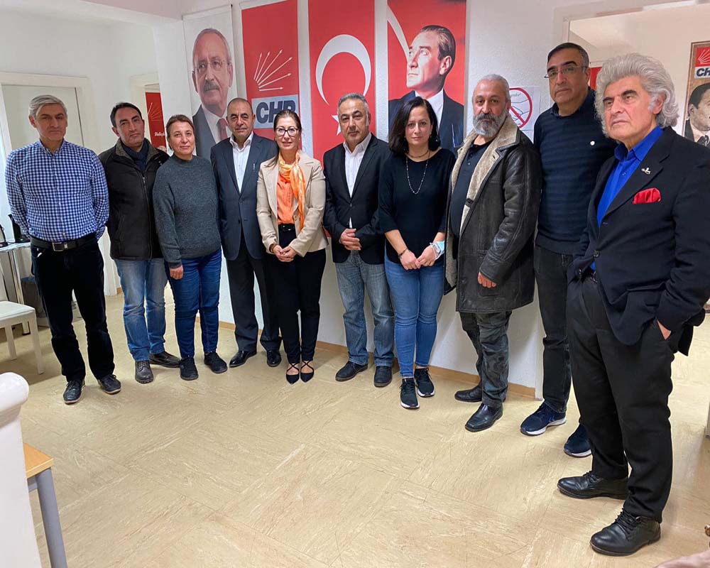 CHP'nin Frankfurt bürosuna saldırı düzenlendi