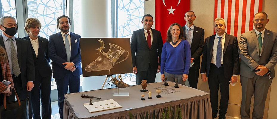ABD'de ele geçirilen Türkiye'ye ait 28 tarihi eser yurda dönüyor