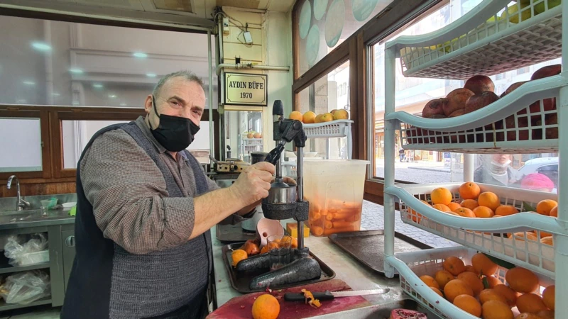 “COVID Hayatımdan Bir Yıl Götürdü”