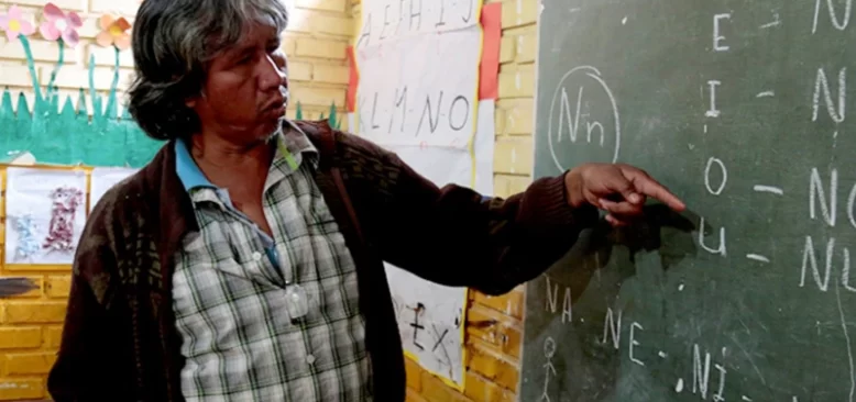 “Latin Amerika’da Yerli Diller Ölüm Döşeğinde”